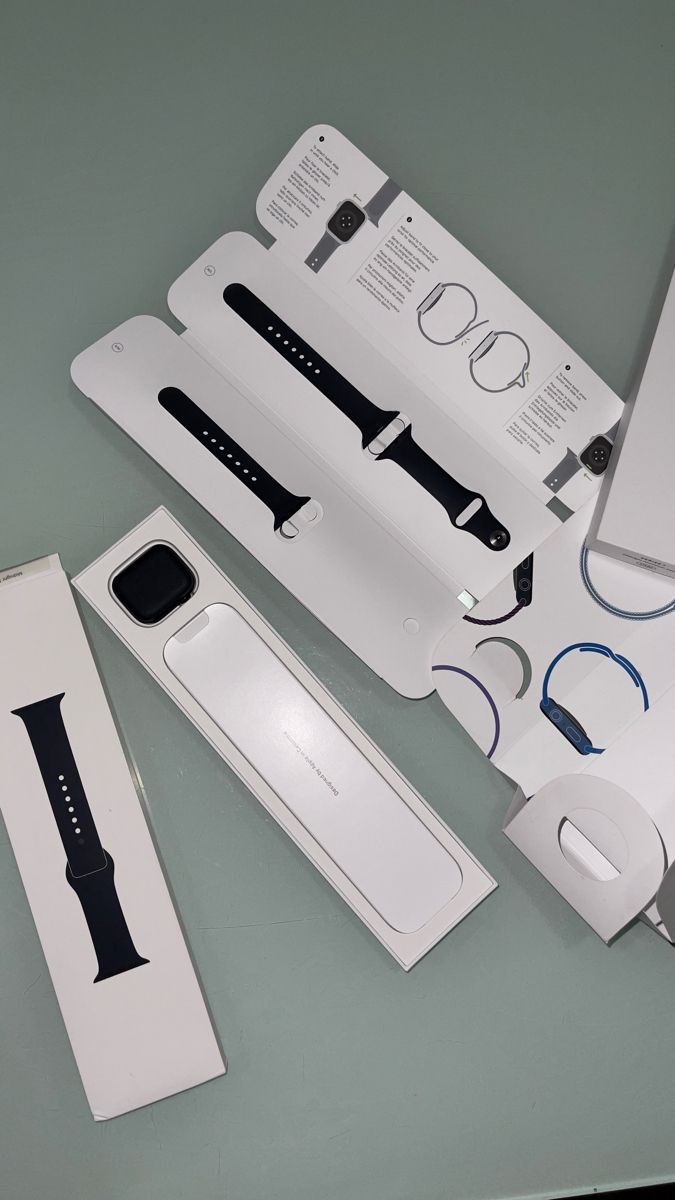 Series 11 Apple Logo Watch